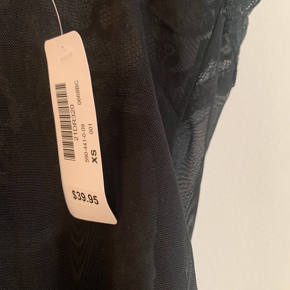 Lace Bodysuit NWT - Picture 4 of 4